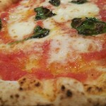 フレイズ フェイマス ピッツェリア - 「マルゲリータ ピッツァ」　Margherita pizza