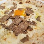 フレイズ フェイマス ピッツェリア - 「トリュフ ピッツァ」　Truffle pizza