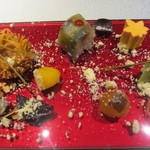 投影　秋に夜景をお皿のうえで