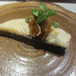 日本料理 TOBIUME - 海味　藍より出でて　さわらの炭火焼