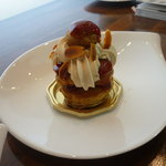 パティスリーエス - サントノーレ キャラメル（500円）