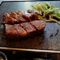 松阪牛 よし田 - 最初からミディアムレアででてきます
