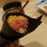 鮨いわもと - 大とろタク巻き