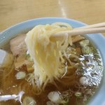 岳乃屋 - 麺リフト