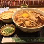 味奈登庵 - 肉南蛮そば 大盛り＋揚げ玉＋玉子♡