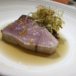 レヴォル - 肉厚のブリ