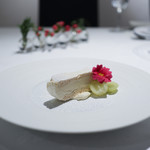 イル コラッツィエーレ - メレンゲ生地で挟んだマスカルポーネチーズのセミフレッド☆