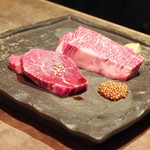肉ト小料理 馴れうし - 特上赤身の焼きしゃぶ、本日の上赤身