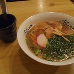 Shuu - ラーメン　\650