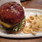R-S - チーズバーガー