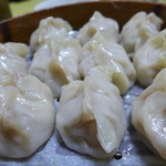 許記蒸餃 - 横から。