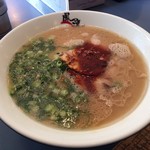 鳳凛 - ラーメン 690円