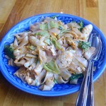 タイ エラワン - ピリ辛イカと野菜炒め太麺