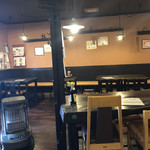 十六房 - 店内