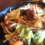 フルカワ食堂 - モツ炒めアップ
