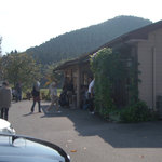 蕎麦屋とは気づきにくい外観