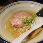 翔鶴 - まずは「塩らあめん」の全景です。