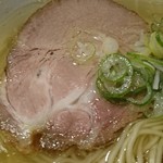 翔鶴 - ホントこのチャーシュー、美人さんだよな。