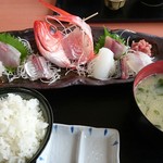 いとう漁協直営　漁師めしや　波魚波 - 