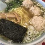 大味 - 鶏団子そばズームアップ！ これ美味すぎます。