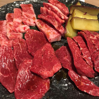 近江うし 焼肉 にくTATSU 青山本店 - 