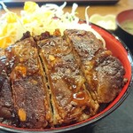 やまどん - 【豚重ねミルフィーユ風ステーキ丼】税込￥1,000(味噌汁付き）