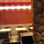 Izunoshunyammo - 店内のテーブル席の風景です