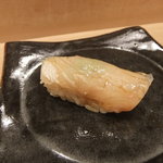 すゝき野 鮨金 - 平目昆布じめ