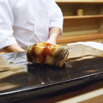 日本橋蛎殻町 すぎた - 【握り】穴子（ツメ）