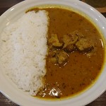 桃の実　チキンカレー