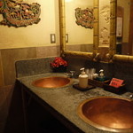 モンスーンカフェ - お手洗い