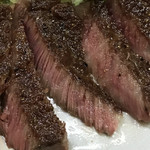 楽や - 極上佐賀牛網焼き 1300円
      繊維の入り方が素晴らしくて、ヤワヤワです❗️
      美味しかったです❗️