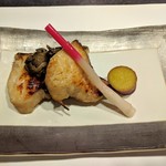 築地 おつぼ - 【二彩焼肴】その１：鰆の柚香焼舞茸サンド
舞茸をサンドしちゃうって！Nice
このさつまいも！　完璧においしいの　丁寧に作ってるのが伝わる