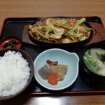 つしま海道 - とんちゃん定食です。(2018年12月)