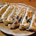 よし田亭 - 手作り餃子