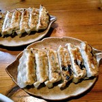 よし田亭 - 手作り餃子