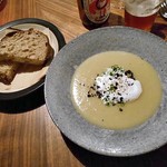 28&Vin - サツマイモのブルーテ ＆ 自家製ライ麦酵母のパン