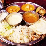 インド・アジア料理店 レカ - 