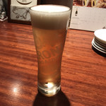 ビストロ カルネジーオ - イタリアビール ペローニ