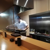 喜鈴 別邸 - すごい量の串をさばかれておりました！