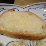野嵯和 - フランスパンに 白子と舞茸のソテーの ソースを付けて頂きました。 これは、もう フレンチの世界です！　　　　　　2018.12.01