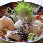 Local fish, seasonal sashimi from 4,400 yen