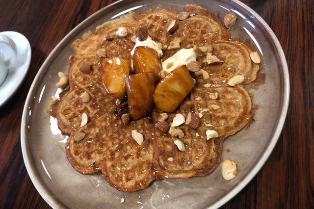 旨いなあノルウェーワッフル By Tomit フグレン Asakusa Fuglen 浅草 つくばｅｘｐ カフェ 食べログ