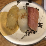 とやま鮨らーめん - ヒラメ昆布〆    アオリイカ   氷見寒ブリ