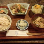 Nichijou Sahan - 本日の一汁三菜(850円）