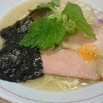 ラーメン ノボリザカ - 中華そばしお690