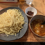 Tsukemenyayasubee - 辛味つけ麺 大盛（780円） 2018.12