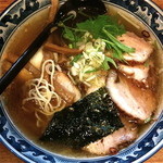 ○屋製麺店 - 味玉塩ちゃーしゅーめん（￥980）10/10/2011訪問。美味い！文句無し！！100点でぃ！！！