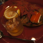Teppanyaki Suteki Azuma - 絶品！！松茸のゼリー寄せに、カニと柿の白胡麻風味。それにからすみ&チーズ