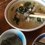 北海料理と旬の味 のむら - カニ雑炊は土鍋でお茶碗3杯分。カニ雑炊にカニ味噌を少し。